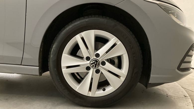 Volkswagen Golf 1.5 TSI Life 5dr Petrol Hatchback